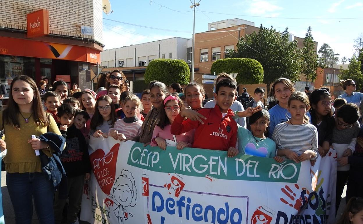 Los jóvenes de Huércal-Overa han dicho Si a la paz. 