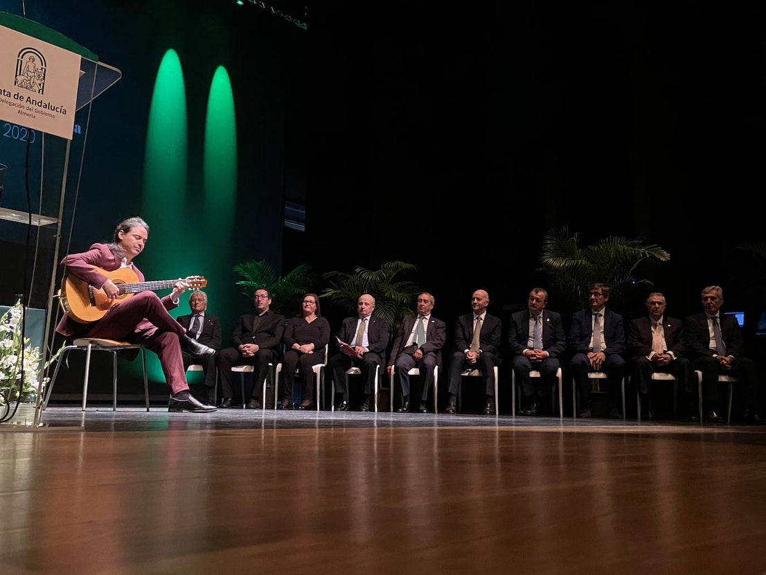 En total se han entregado diez reconocimientos con motivo del Día de Andalucía