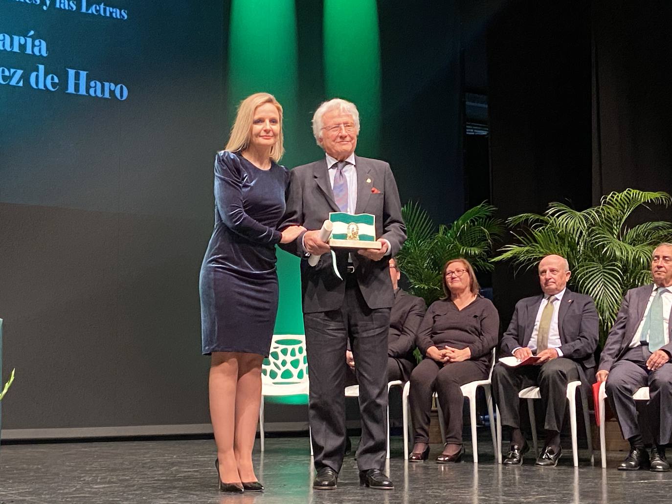 En total se han entregado diez reconocimientos con motivo del Día de Andalucía