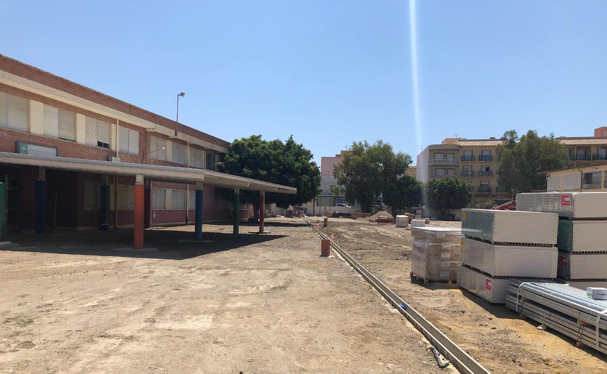Coronavirus en Almería | Aislados más de un centenar de alumnos de un colegio de Cuevas del Almanzora tras varios positivos