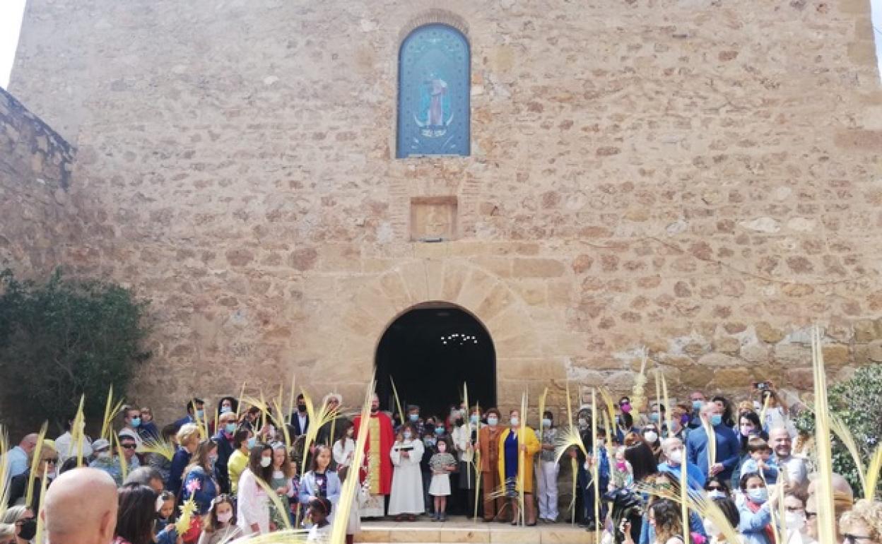 Multitudinario Domingo de Ramos en Mojácar. 
