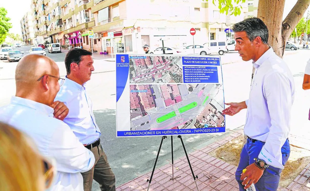 Huércal-Overa inicia las obras de una glorieta en el barrio de Montecastillo