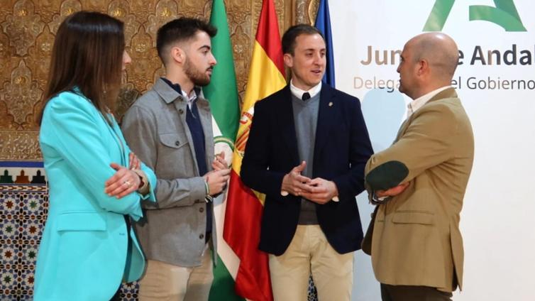 Vera recibe el encuentro de la juventud andaluza 'Juvealmería' en el Palmeral