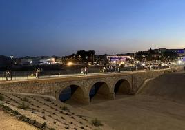 Huércal-Overa estrena el puente de San Isidro