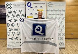 Las banderas 'Q de calidad turística' seguirán ondeando en las playas de San José y de Agua Amarga