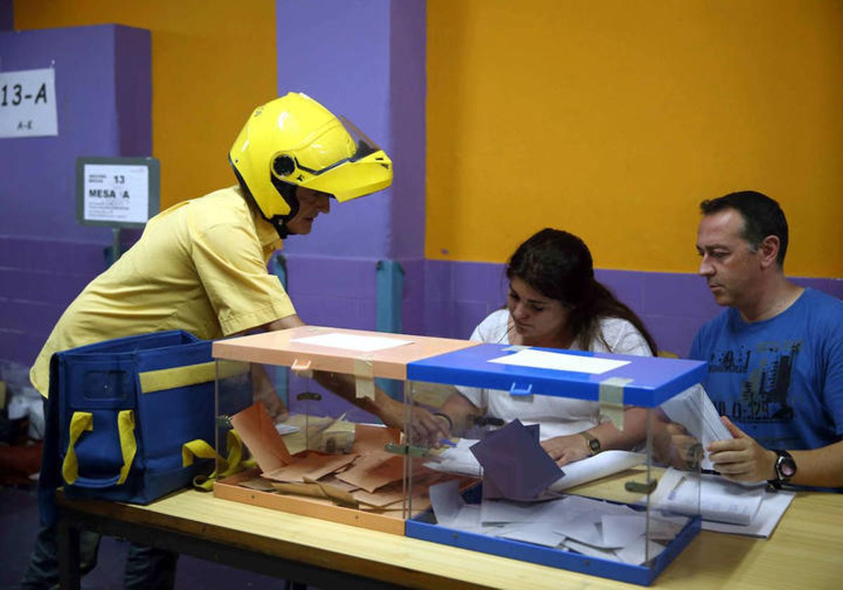 Mojácar y Carboneras convocan pleno de constitución tras rechazar el TSJA la impugnación por el voto por correo