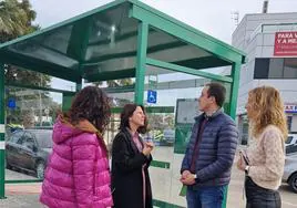 La Junta mejora la accesibilidad de 5 paradas de autobús en el Levante de la provincia