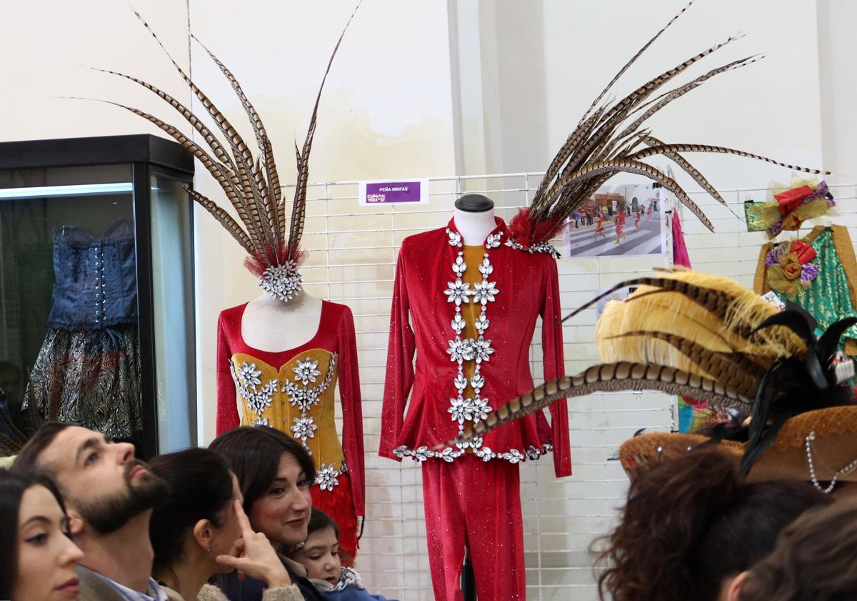 Imagen principal - Vera presenta su cartel de carnaval con dos importantes desfiles el sábado 10 y el viernes 16 de febrero