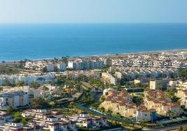 Vera actualiza el IBI y el agua «para hacer frente a la inflación y mantener unos servicios de calidad»