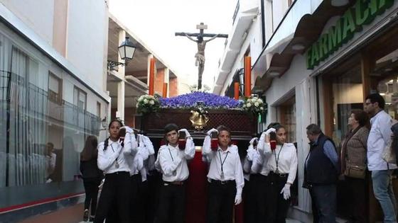 La Virgen de los Perdones y Jesús de la Esperanza toman esta tarde las calles de Vera