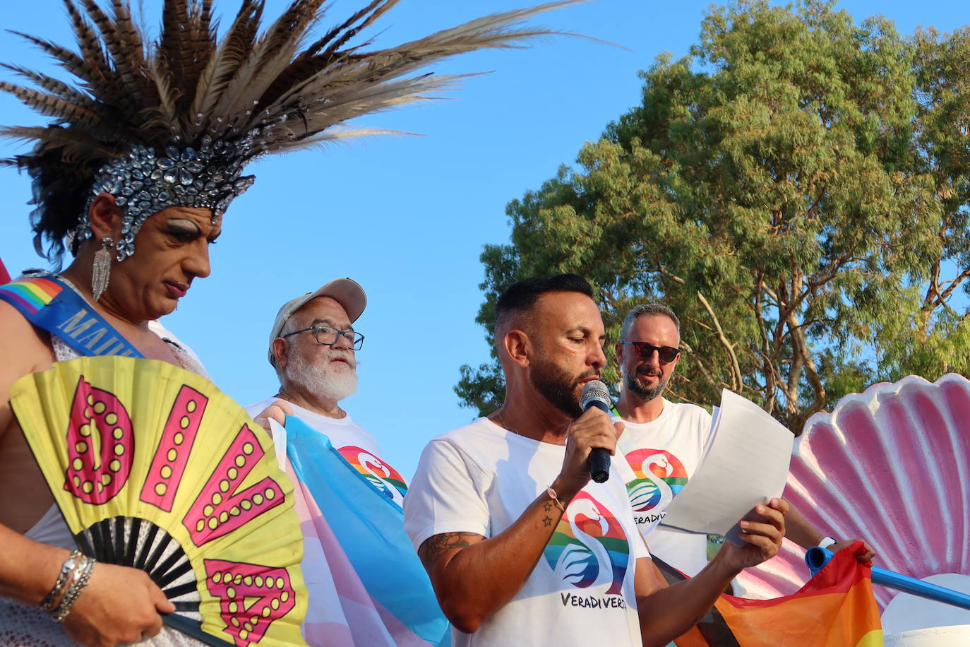 Vera se torna multicolor