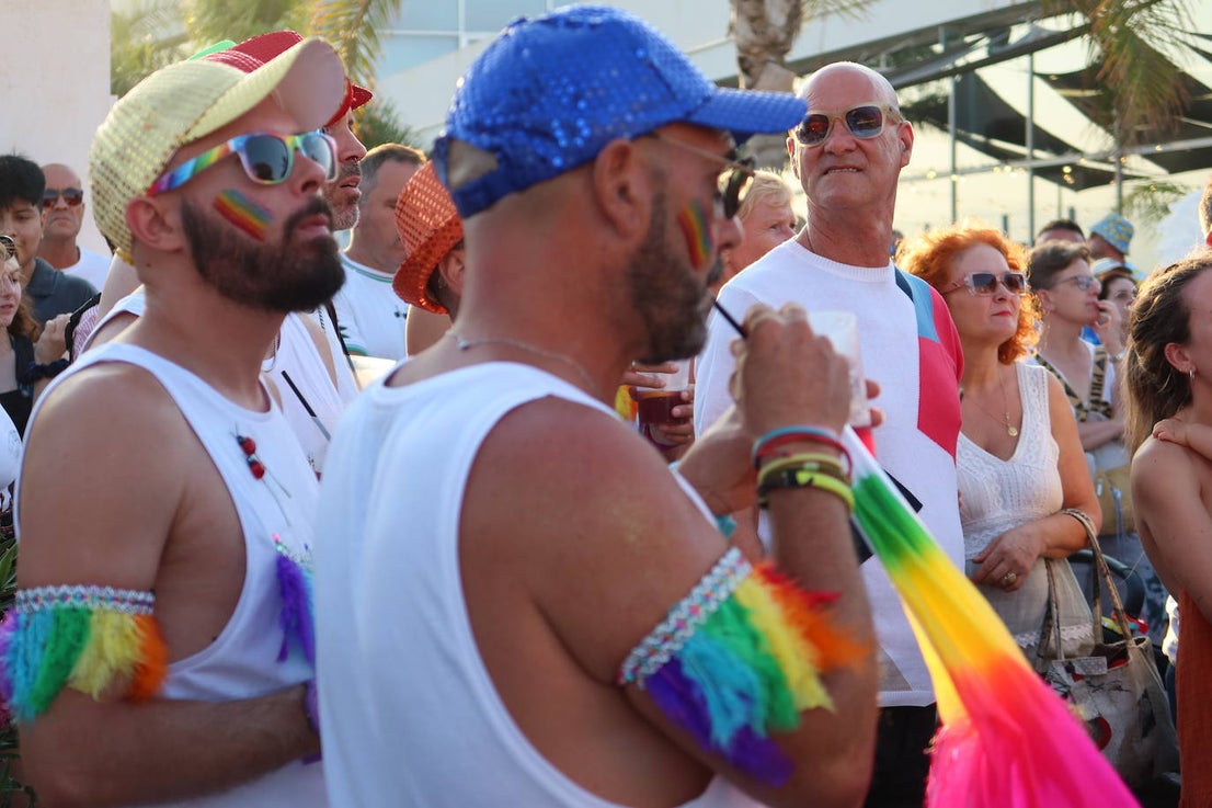 Vera se torna multicolor