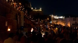 Mojácar se ilumina en una Noche de las Velas llena de música y tradición