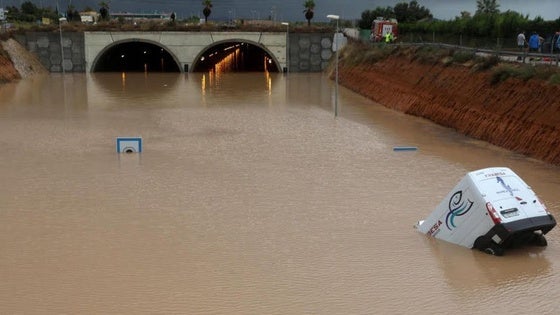 La CHS expone el proyecto de encauzamiento de la rambla de los Charcones en Pulpí, con los terrenos afectados