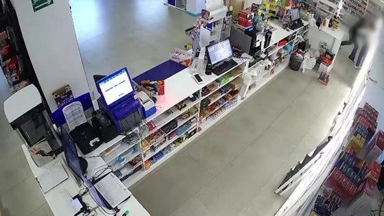 Un detenido por cometer dos robos empleando un cuchillo para intimidar a las víctimas en Vera y Palomares