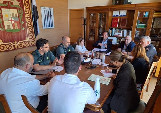 Subdelegación y Garrucha coordinan el dispositivo de seguridad para la Noche de San Juan