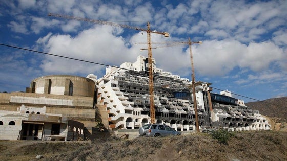 Carboneras remite la modificación del PGOU por el Algarrobico al TSJA, que da diez días para alegar