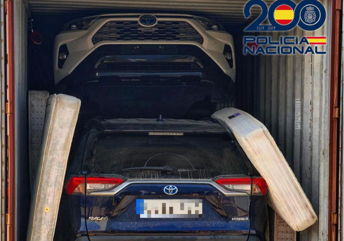 Tres detenidos acusados de robar 15 coches de alta gama