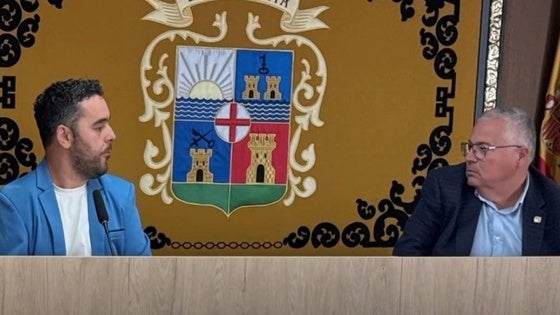 El PSOE acusa al exvicepresidente Giménez de la Diputación de Almería de «forzar» la destitución del alcalde 'popular' de Garrucha