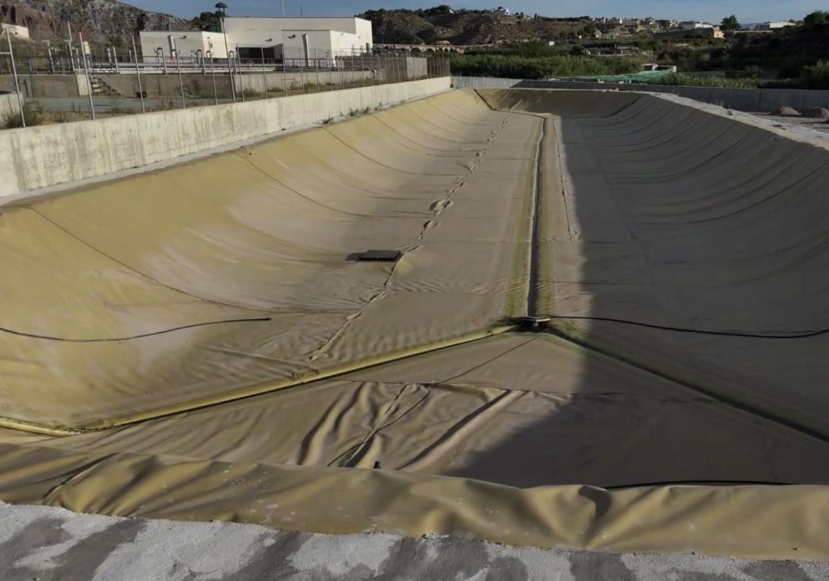 Imagen principal - Concluyen las obras de regeneración de aguas de Huércal-Overa para potenciar el regadío sostenible