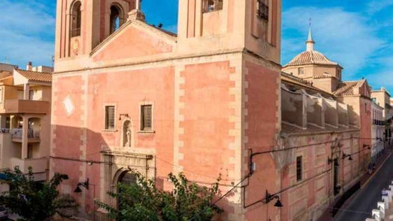 Luz verde a la restauración de la Iglesia de la Encarnación de Cuevas para frenar humedades y fisuras
