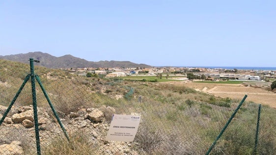 El Ciemat encarga obras para cambiar viejas tuberías de riego enterradas en suelos contaminados de Palomares