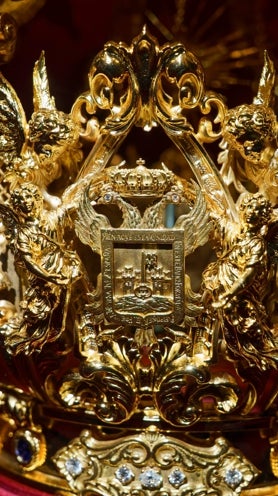 Imagen secundaria 2 - Nueva aureola para la Virgen de las Angustias de Vera en el centenario de su coronación canónica