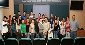 Jóvenes visitan el Hospital La Inmaculada en las jornadas de hábitos saludables