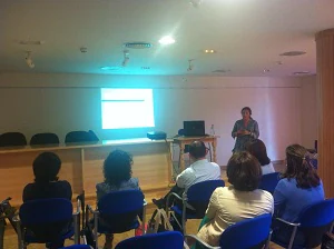 La Escuela de Padres y Madres de Vera cerró ayer con una charla sobre búsqueda de empleo en España y el extranjero