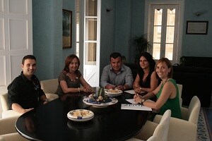 Carboneras firma un convenio de colaboración con Televida