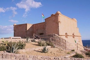El Castillo de San Juan de los Terreros de Pulpí, será donde la Compañía Jacarandá Teatro, representará la obra “Aspirina para dos” de Woody Allen