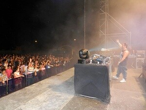 Más de mil personas bailan al son del Festival de DJs de Huércal Overa