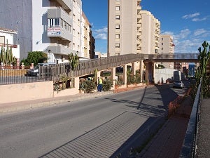 En marcha las obras de embellecimiento y mejora del acceso sur a Garrucha
