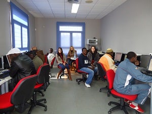 El Servicio de Atención al Inmigrante ha puesto en marcha un taller de búsqueda de empleo en Cuevas
