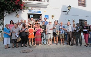 Transporte público gratis en Mojácar para los empadronados mayores de 65 años