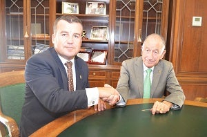 Diputación cede 2.296 metros de carreteras a tres ayuntamientos de la comarca