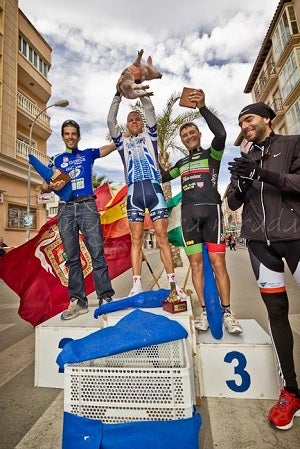 La II Carrera Ciclista del Cochinillo se celebra este domingo 22 de diciembre