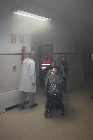 El centro de Salud de Huércal-Overa, en Almería, lleva a cabo un simulacro de incendio y evacuación