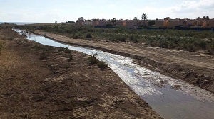 El cauce del río Antas a su paso por Vera muestra una imagen de limpieza