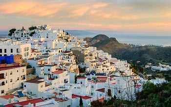 Mojácar compite para ser 'el pueblo costero con más encanto de España'