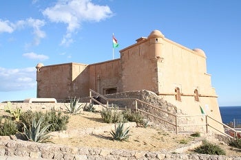 El Castillo de San Juan de los Terreros permanecerá abierto al público durante el Puente de Mayo