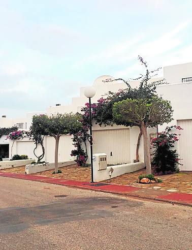 Mojácar cobrará 80 euros al año por vados de un máximo de tres vehículos
