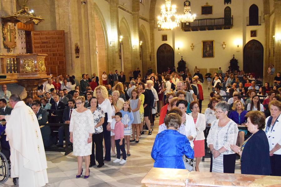 La Iglesia Mayor de Loja acogió de nuevo la celebración de la virgen del Pilar, festejo que sirvió para reconocer la labor de nueve agentes y mandos