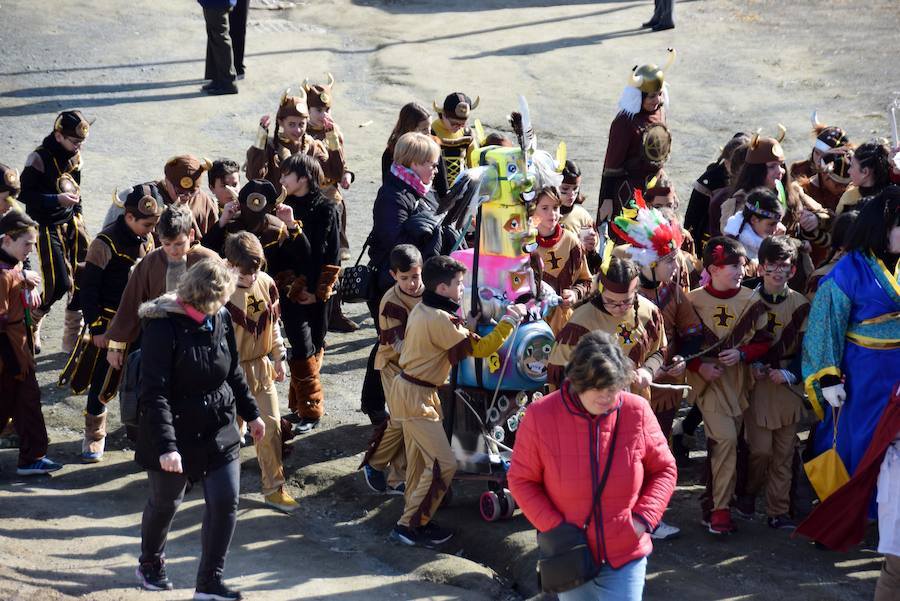 Pasacalles Escolar de Carnaval en Loja