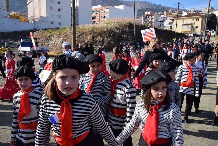 Pasacalles Escolar de Carnaval en Loja