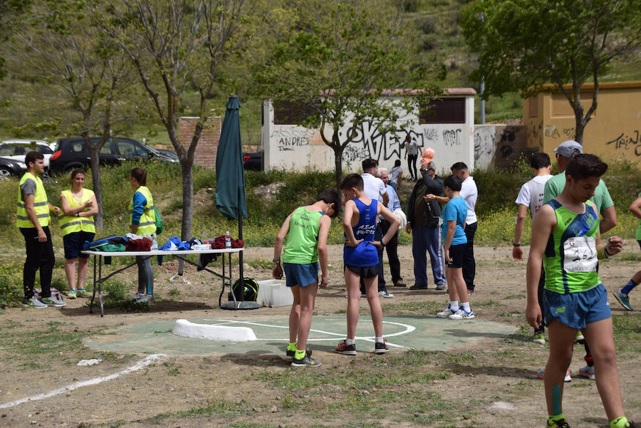 Fotos: El circuito provincial de Atletismo en Pista regresa a Loja tras varios años