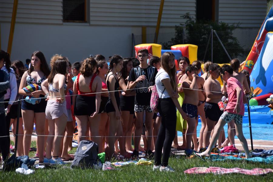 Comienzan cinco días de diversión para escolares y familias en la Ciudad Deportiva de la Joya.