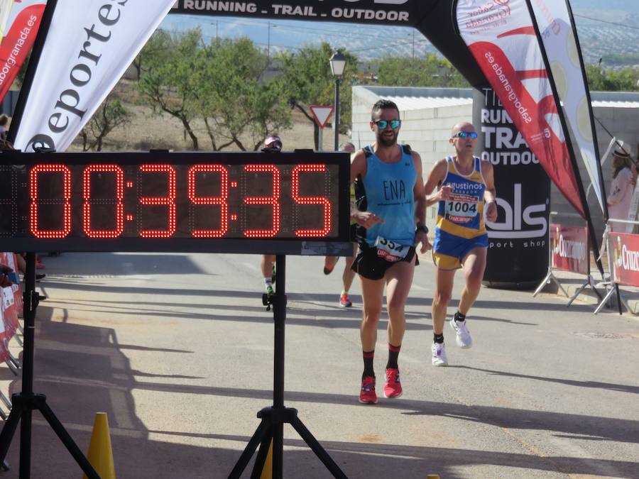 En la penúltima carrera del circuito provincial se han impuesto Cesáreo Ceballos -del Todo Suma- y Mª Dolores Arias -del Bikila-