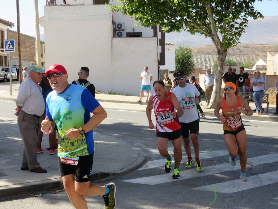 En la penúltima carrera del circuito provincial se han impuesto Cesáreo Ceballos -del Todo Suma- y Mª Dolores Arias -del Bikila-