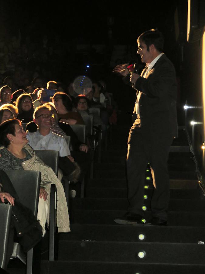 Fotos: II Gala &#039;Playback&#039; de Loja, a beneficio de la AECC